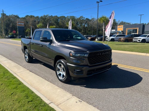 2027 RAM 1500 RAM 1500 EXPRESS CREW CAB 4X2 5'7' BOX
