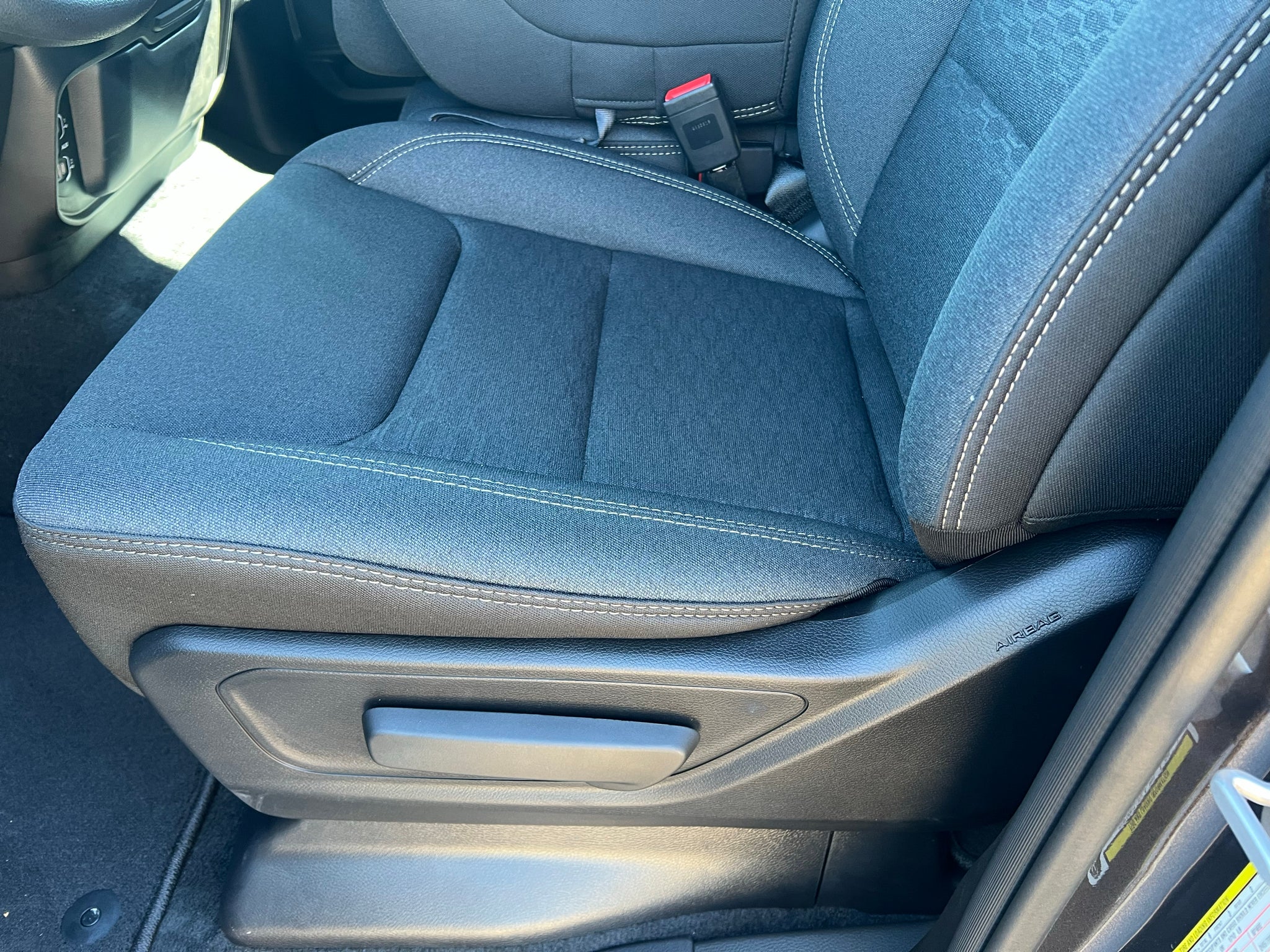 2027 RAM 1500 RAM 1500 EXPRESS CREW CAB 4X2 5'7' BOX