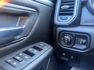 2026 RAM 1500 RAM 1500 EXPRESS CREW CAB 4X2 5'7' BOX