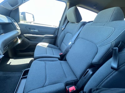 2026 RAM 1500 RAM 1500 EXPRESS CREW CAB 4X2 5'7' BOX