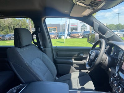 2026 RAM 1500 RAM 1500 EXPRESS CREW CAB 4X4 5'7' BOX
