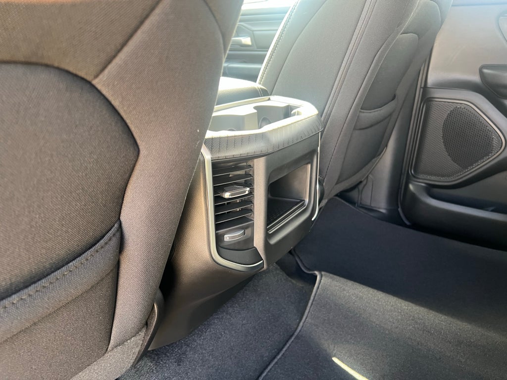 2026 RAM 1500 RAM 1500 EXPRESS CREW CAB 4X4 5'7' BOX