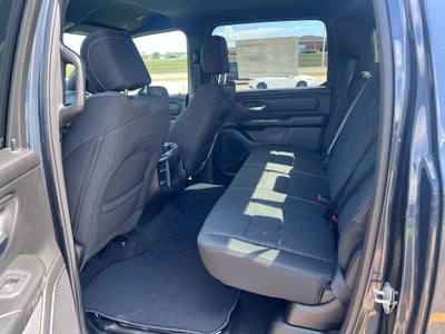 2026 RAM 1500 RAM 1500 EXPRESS CREW CAB 4X4 5'7' BOX