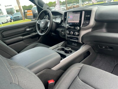 2027 RAM 1500 RAM 1500 EXPRESS CREW CAB 4X4 5'7' BOX