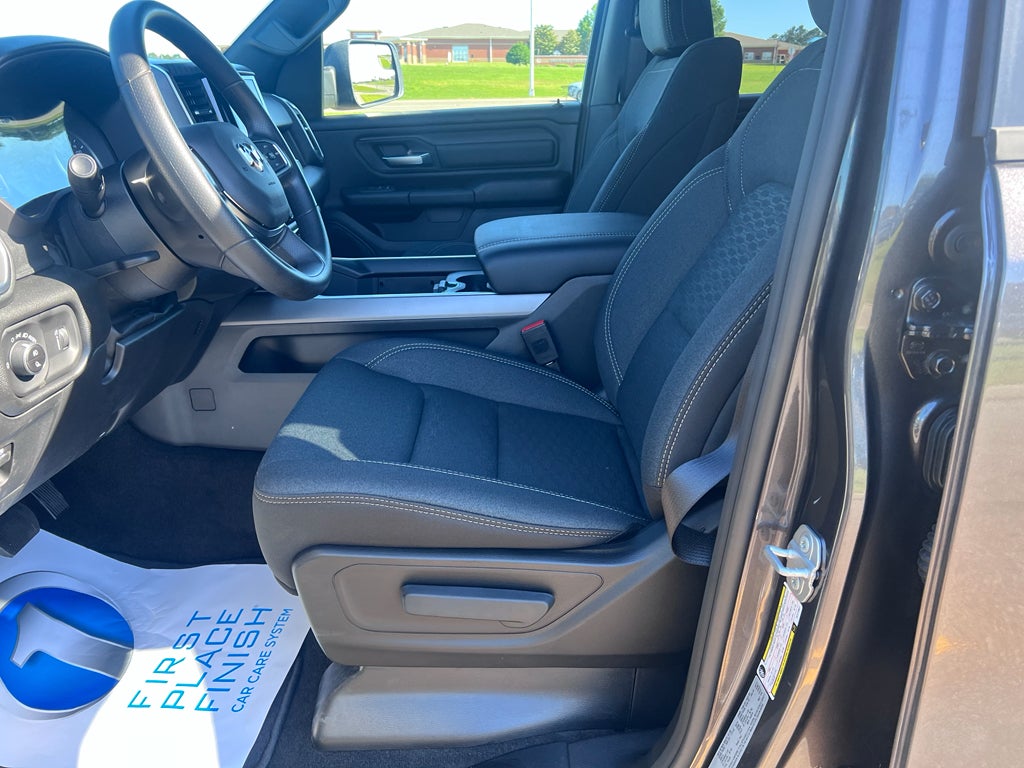 2026 RAM 1500 RAM 1500 EXPRESS CREW CAB 4X4 5'7' BOX