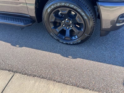 2026 RAM 1500 RAM 1500 EXPRESS CREW CAB 4X4 5'7' BOX