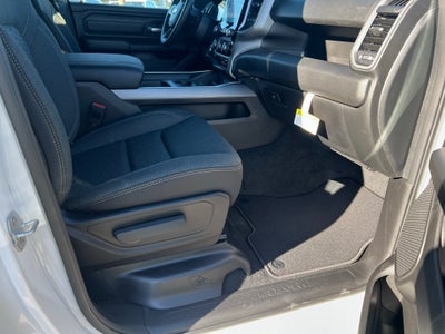 2027 RAM 1500 RAM 1500 EXPRESS CREW CAB 4X4 5'7' BOX