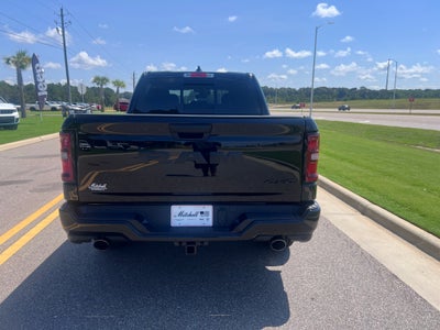 2026 RAM 1500 RAM 1500 EXPRESS CREW CAB 4X4 5'7' BOX
