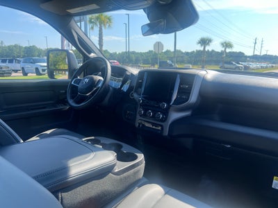 2026 RAM 2500 RAM 2500 TRADESMAN CREW CAB 4X4 6'4' BOX