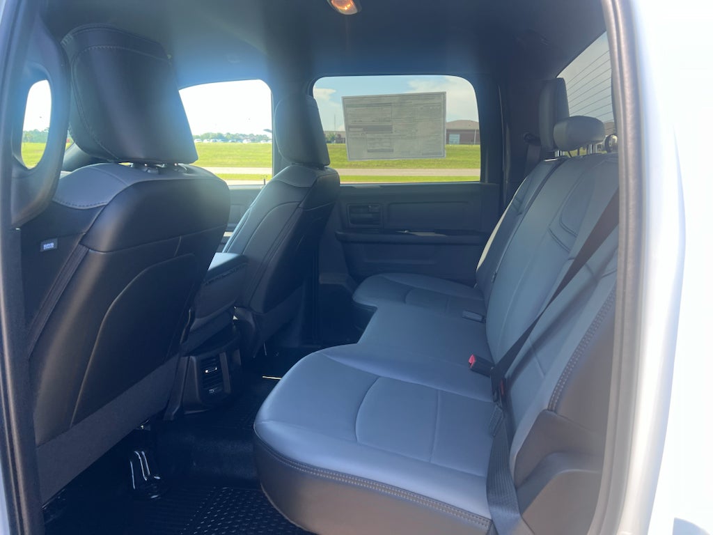 2026 RAM 2500 RAM 2500 TRADESMAN CREW CAB 4X4 6'4' BOX