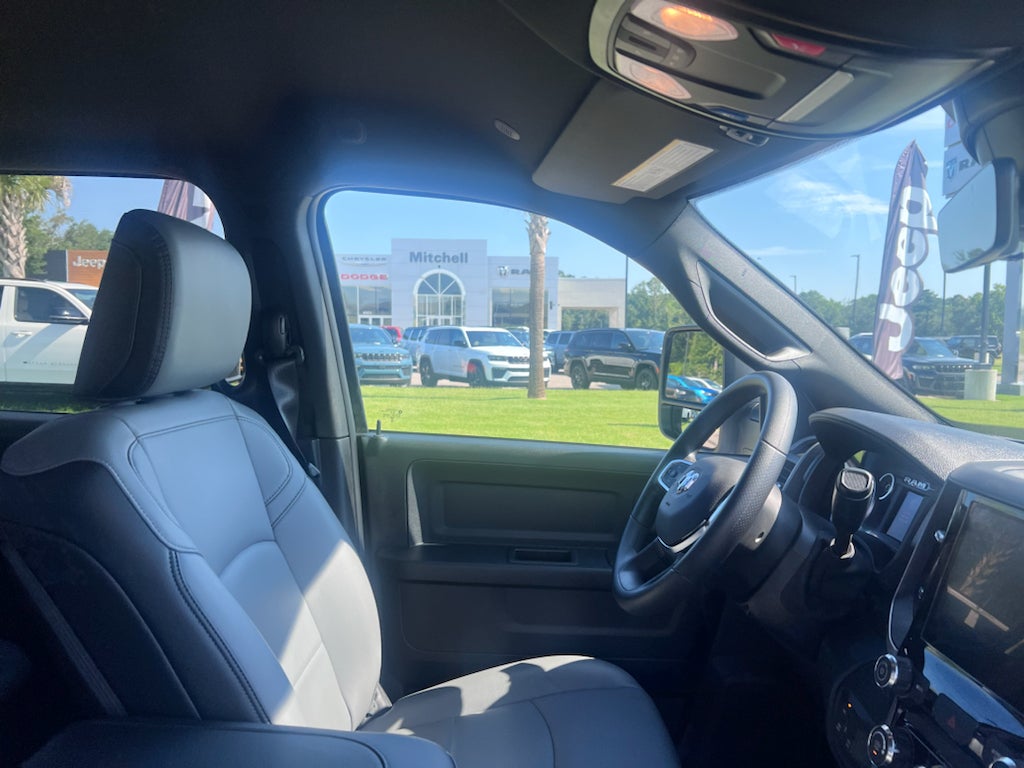 2026 RAM 2500 RAM 2500 TRADESMAN CREW CAB 4X4 6'4' BOX