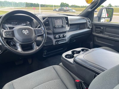 2024 RAM 2500 Tradesman Crew Cab 4x4 6'4' Box