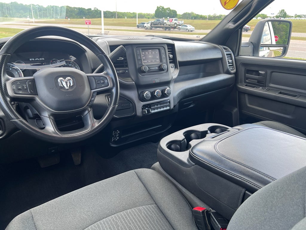 2024 RAM 2500 Tradesman Crew Cab 4x4 6'4' Box