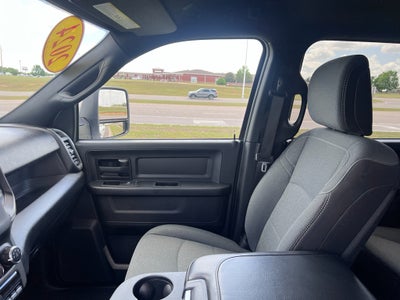 2024 RAM 2500 Tradesman Crew Cab 4x4 6'4' Box