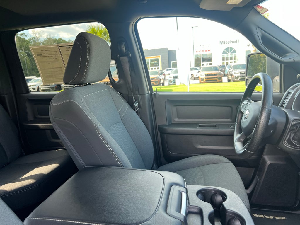 2024 RAM 2500 Tradesman Crew Cab 4x4 6'4' Box