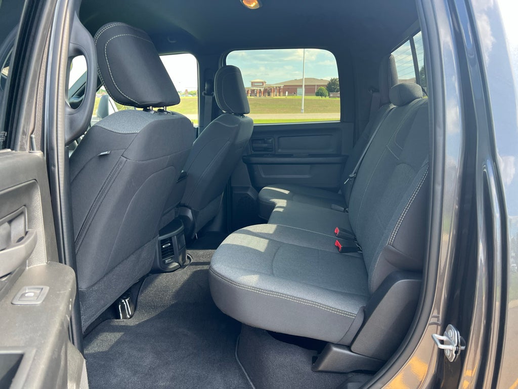2024 RAM 2500 Tradesman Crew Cab 4x4 6'4' Box