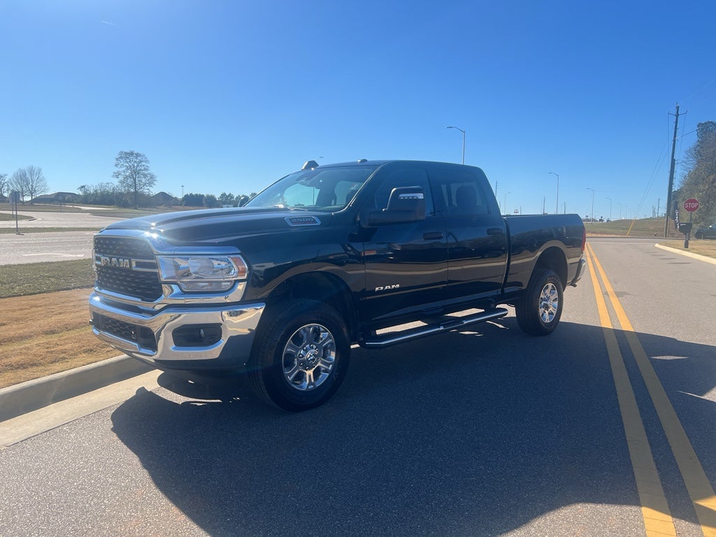2024 RAM 2500 Big Horn Crew Cab 4x4 6'4' Box