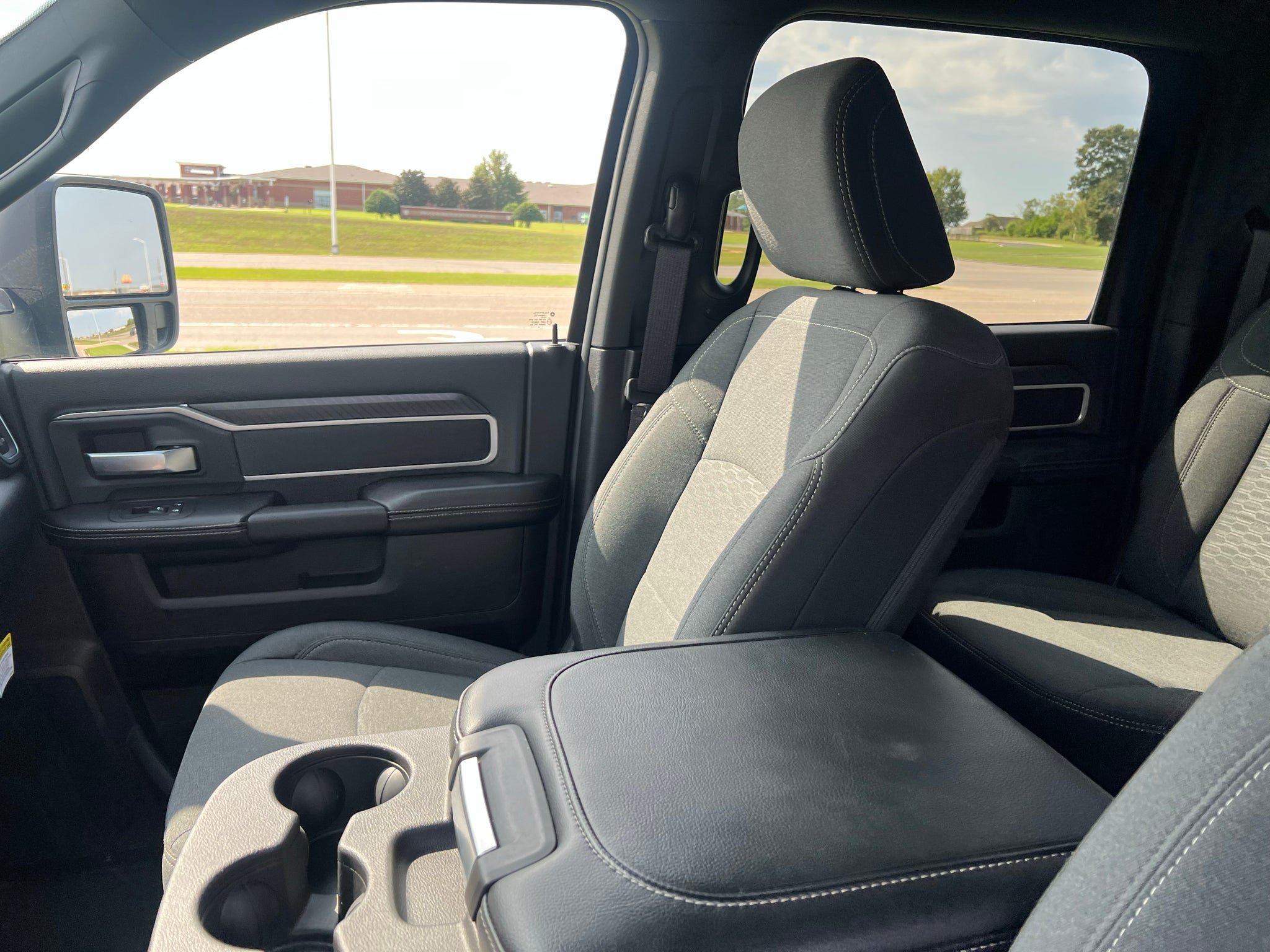 2026 RAM 2500 Big Horn Crew Cab 4x4 6'4' Box