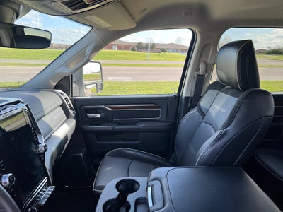 2024 RAM 2500 Laramie Crew Cab 4x4 6'4' Box