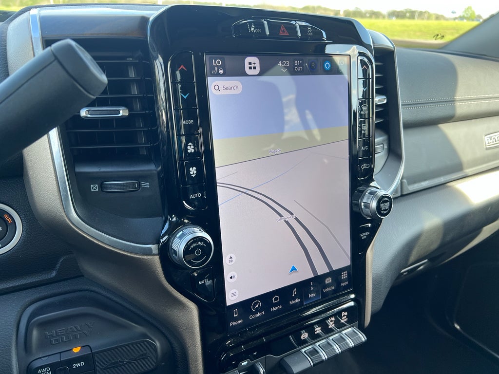 2024 RAM 2500 Laramie Crew Cab 4x4 6'4' Box