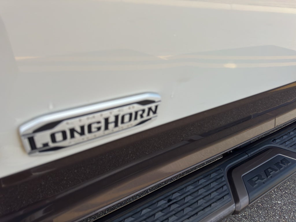 2022 RAM 2500 Limited Longhorn Crew Cab 4x4 6'4' Box