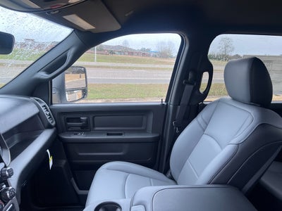 2026 RAM 3500 Chassis RAM 3500 TRADESMAN CREW CAB CHASSIS 4X4 60' CA