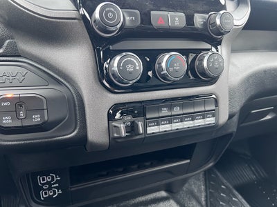 2026 RAM 3500 Chassis RAM 3500 TRADESMAN CREW CAB CHASSIS 4X4 60' CA