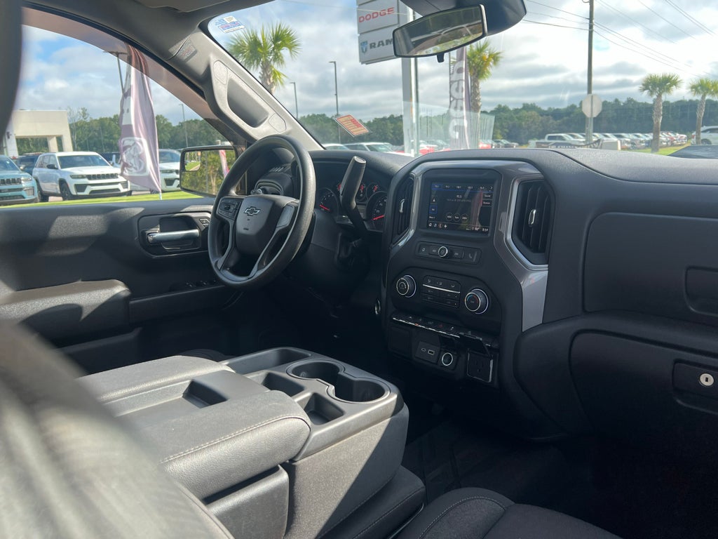 2022 Chevrolet Silverado 4WD Crew Cab Standard Bed Custom Trail Boss
