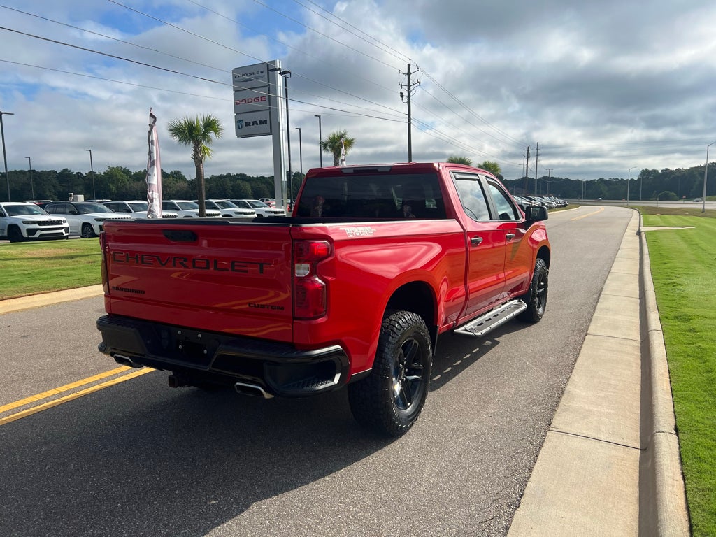 2022 Chevrolet Silverado 4WD Crew Cab Standard Bed Custom Trail Boss