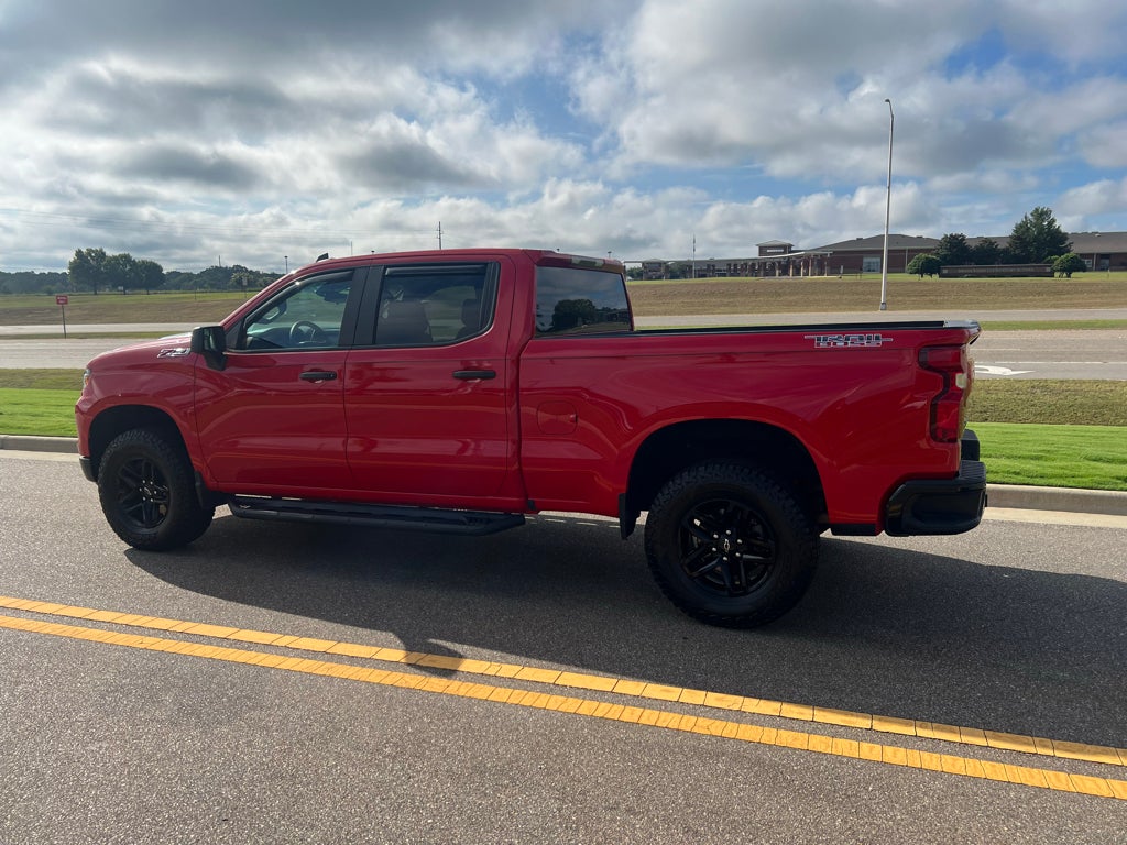 2022 Chevrolet Silverado 4WD Crew Cab Standard Bed Custom Trail Boss
