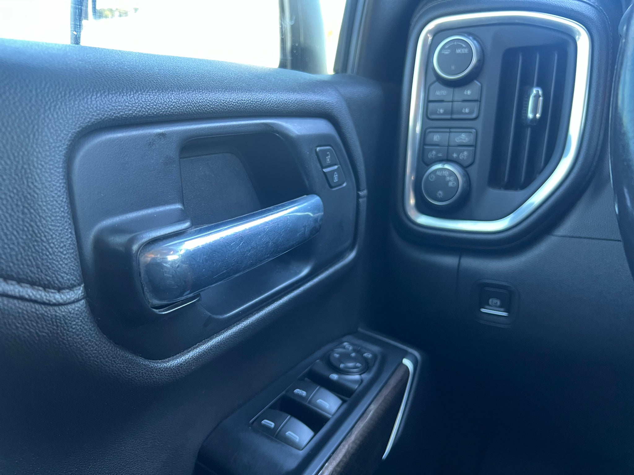 2021 Chevrolet Silverado 4WD Crew Cab Short Bed LT Trail Boss