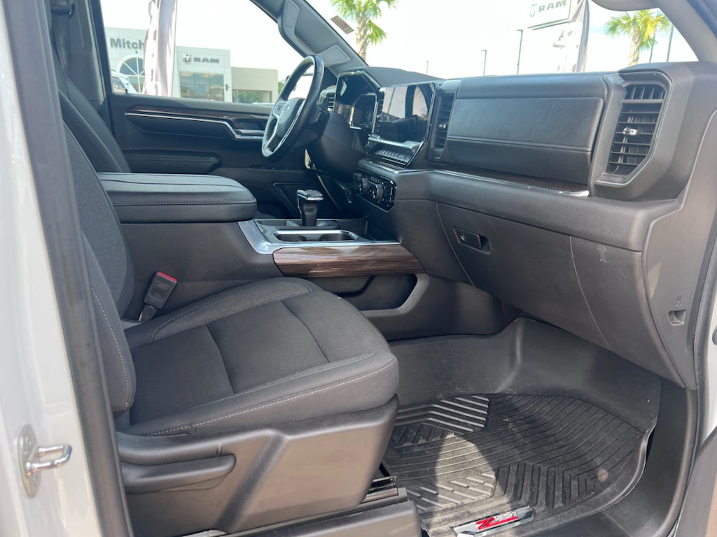 2024 Chevrolet Silverado 4WD Crew Cab Short Bed LT Trail Boss