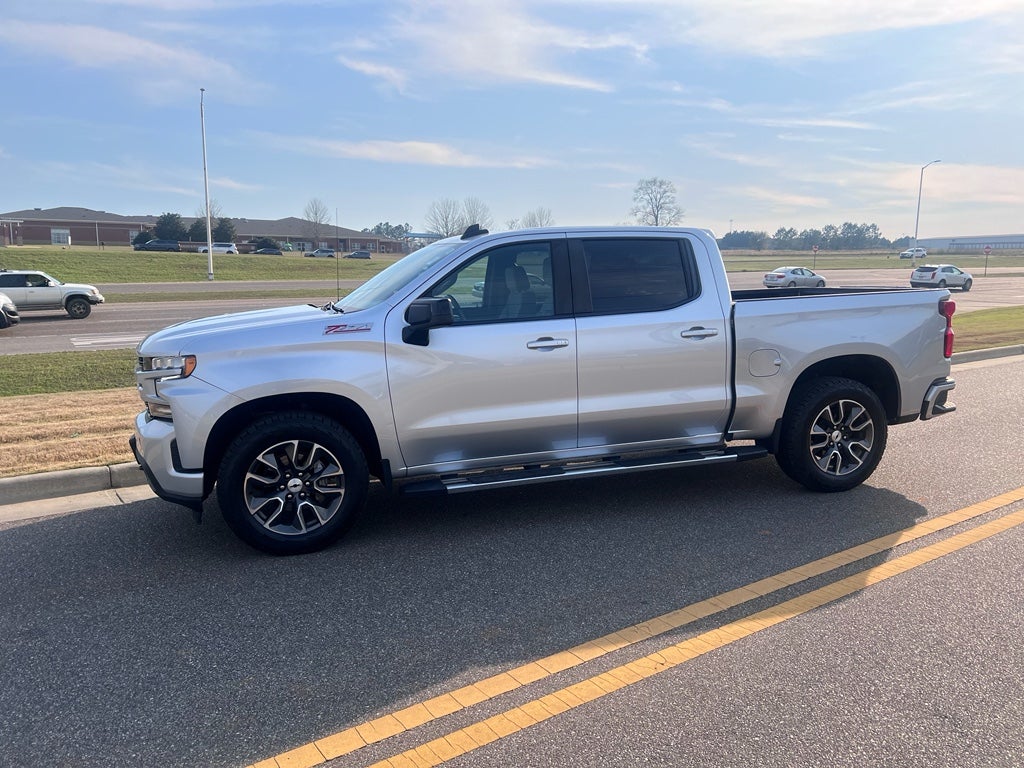 2021 Chevrolet Silverado 4WD Crew Cab Short Bed RST