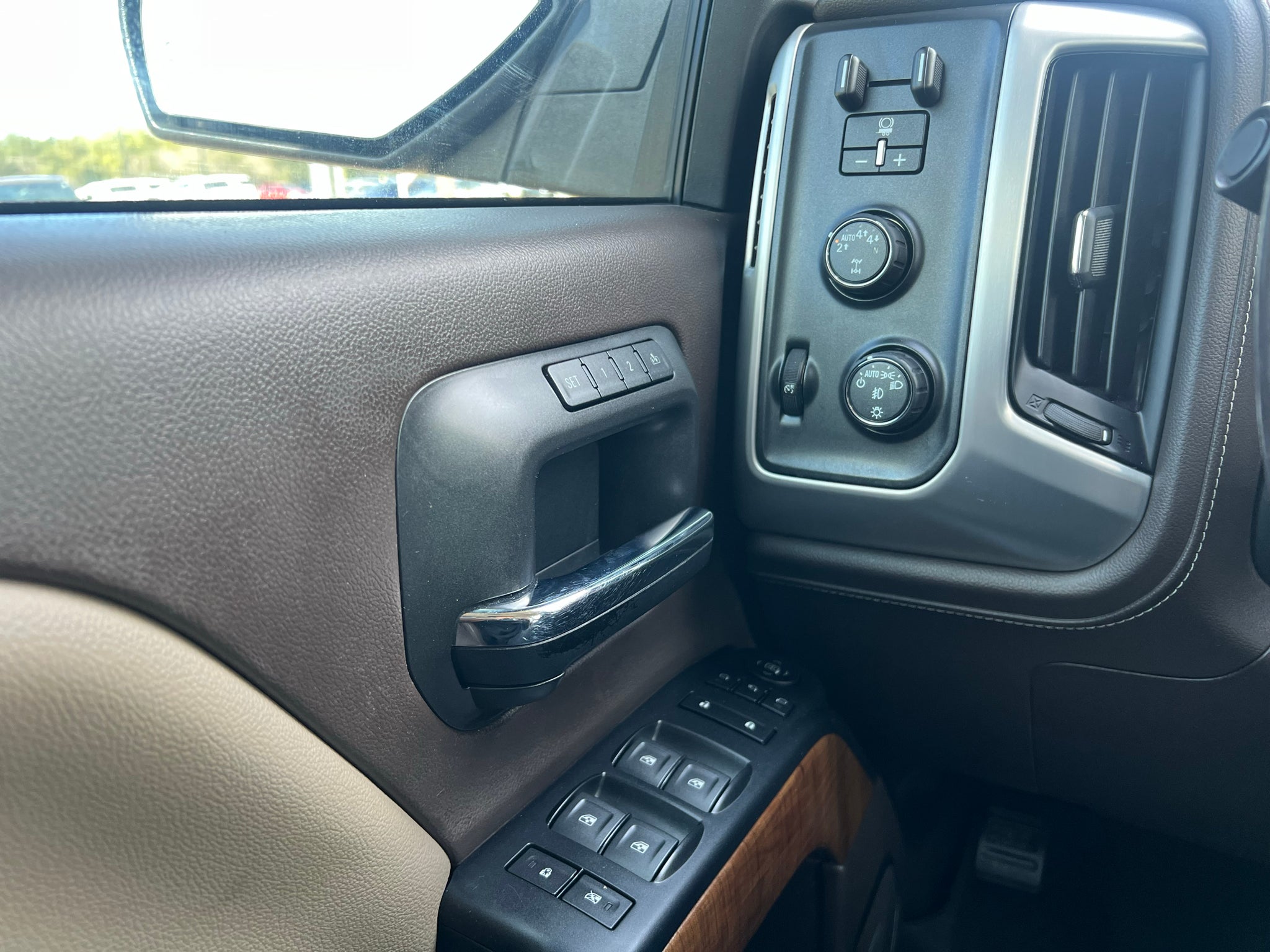 2018 GMC Sierra SLT