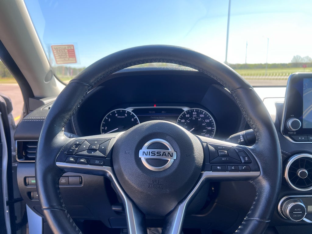 2023 Nissan Sentra SV Xtronic CVT