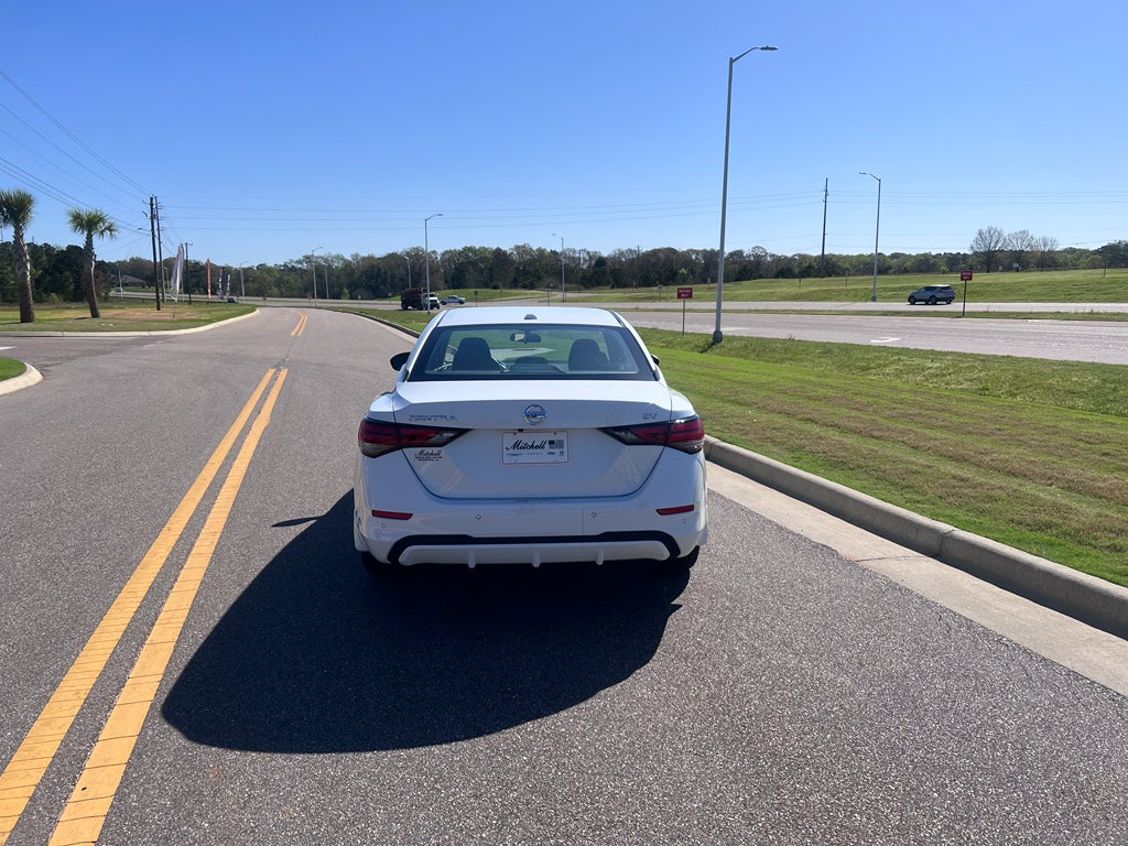 2023 Nissan Sentra SV Xtronic CVT