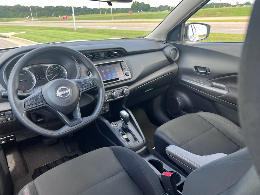 2025 Nissan Kicks Play S