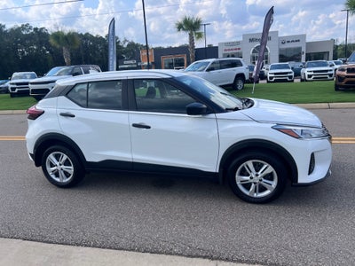 2025 Nissan Kicks Play S