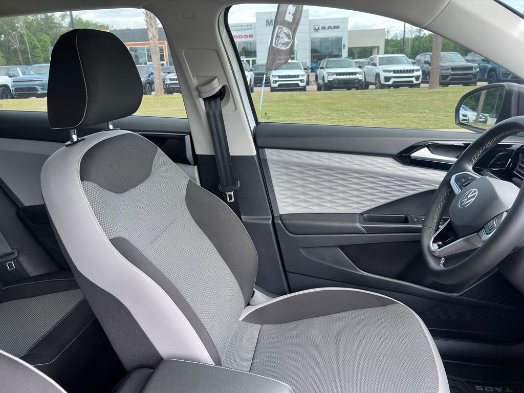 2023 Volkswagen Taos S