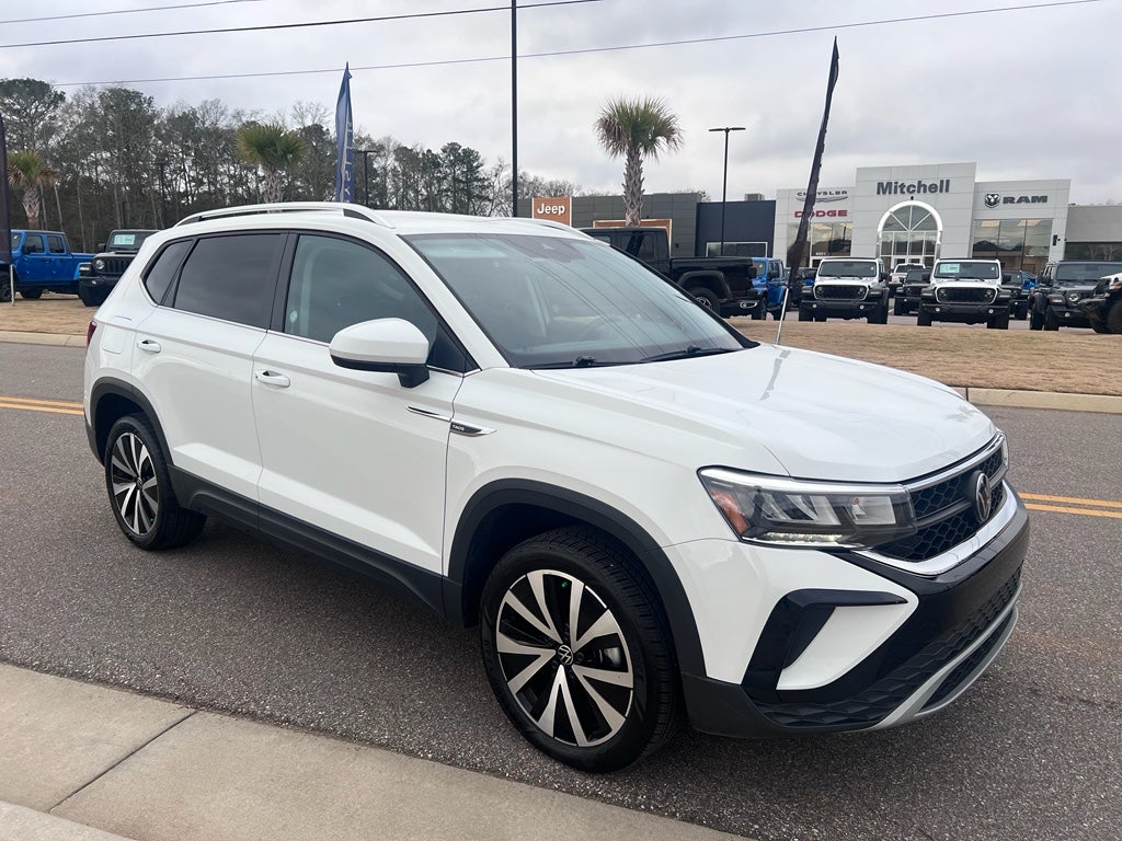2024 Volkswagen Taos SE