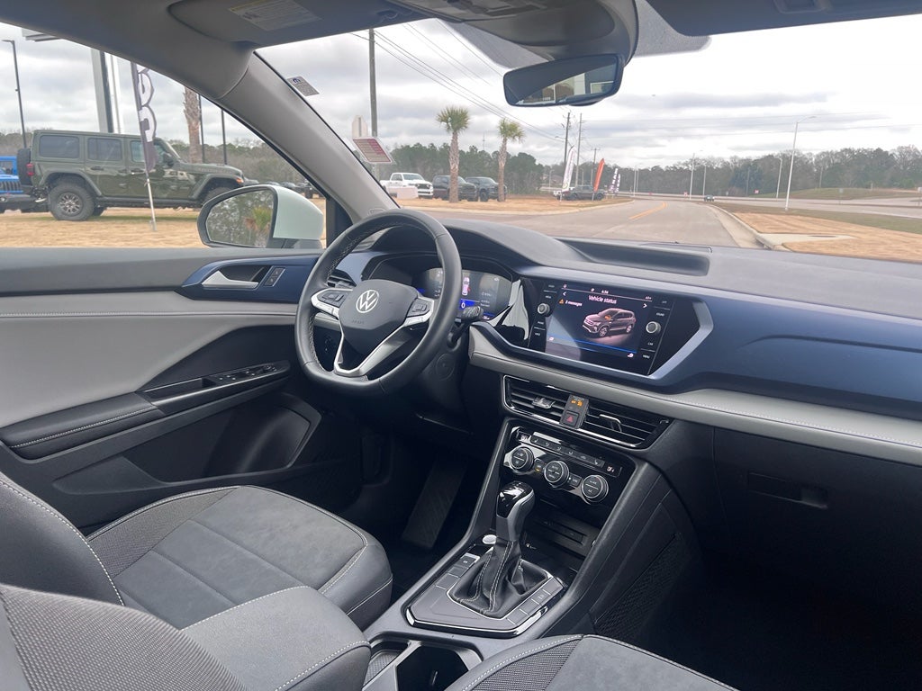 2024 Volkswagen Taos 1.5T SE