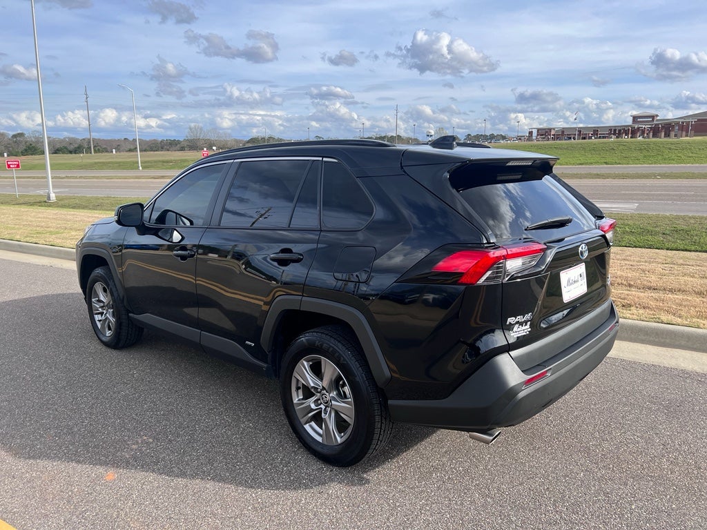 2024 Toyota RAV4 Hybrid XLE