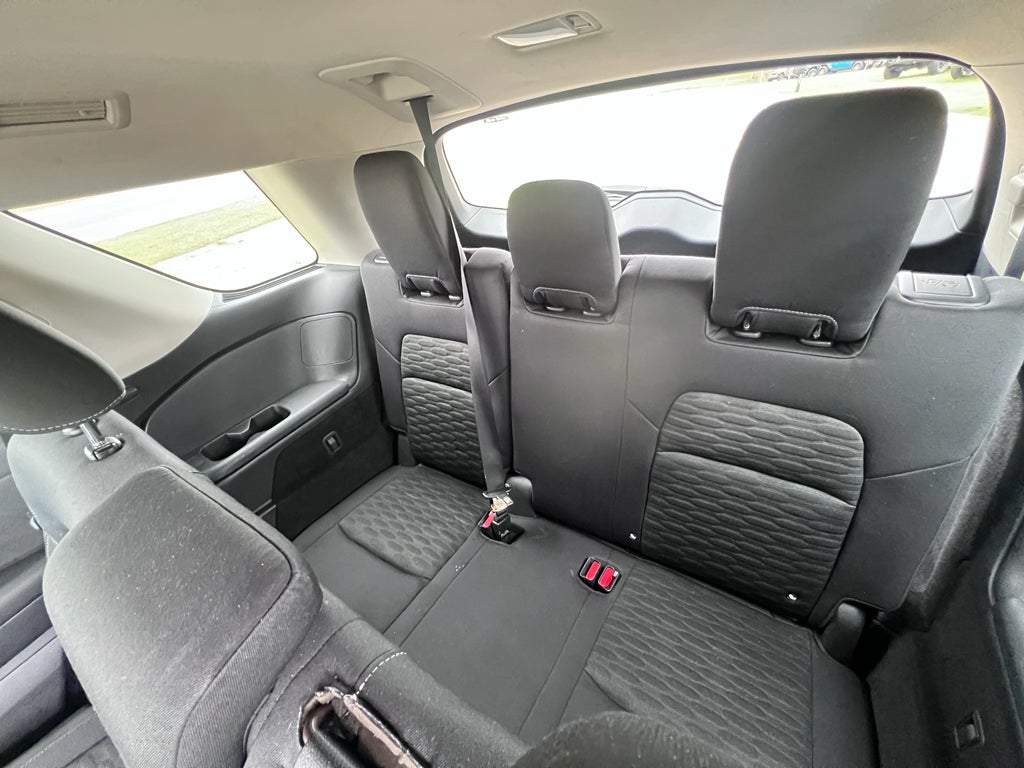 2023 Nissan Pathfinder SV