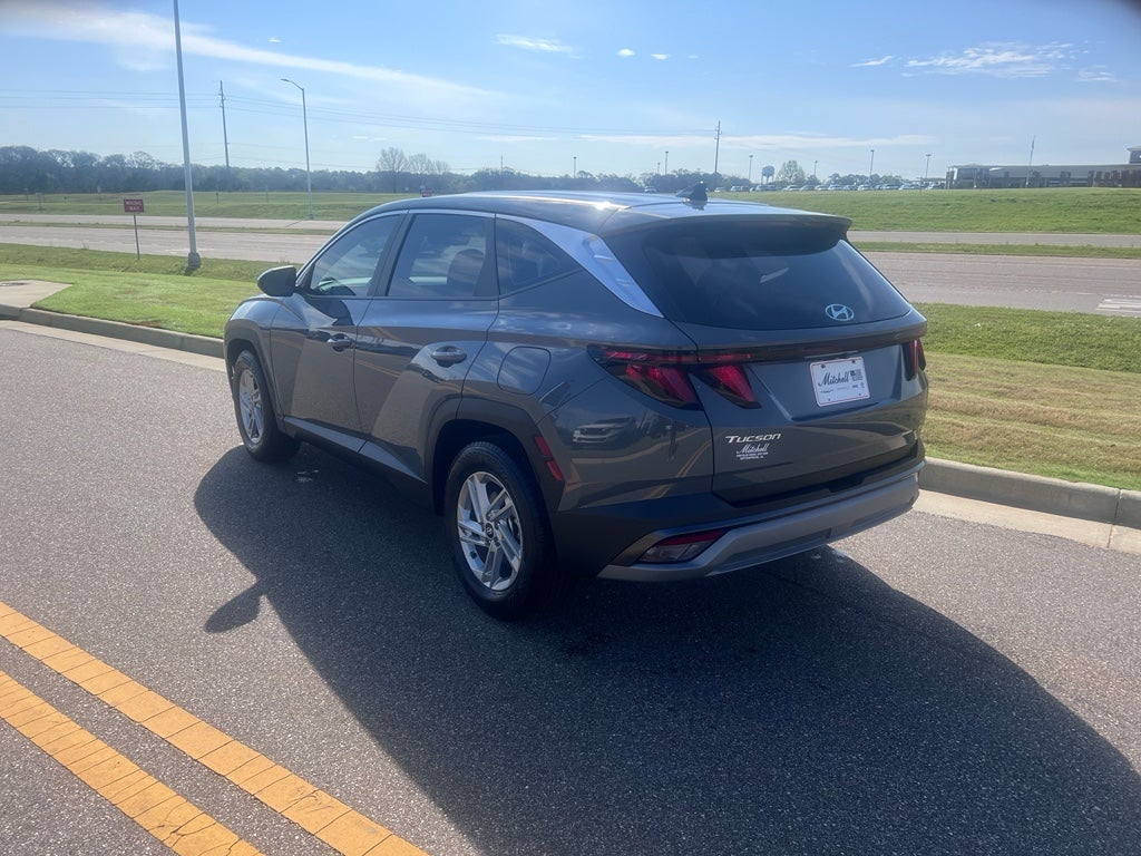 2025 Hyundai Tucson SE