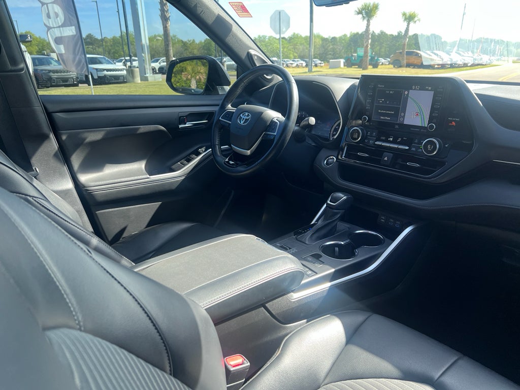 2022 Toyota Highlander XSE
