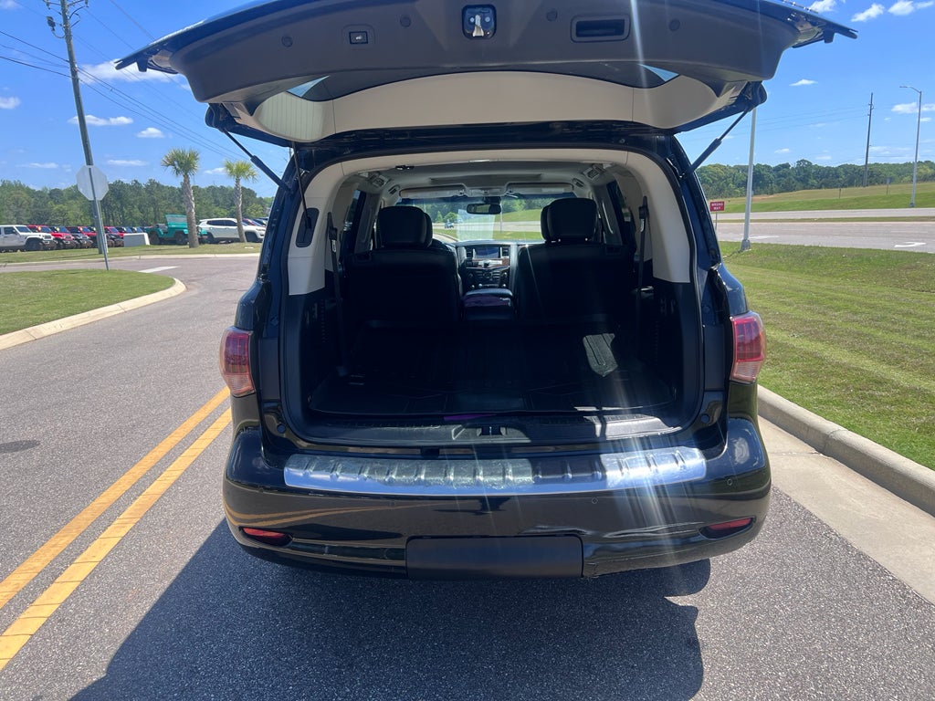 2015 INFINITI QX80 Base