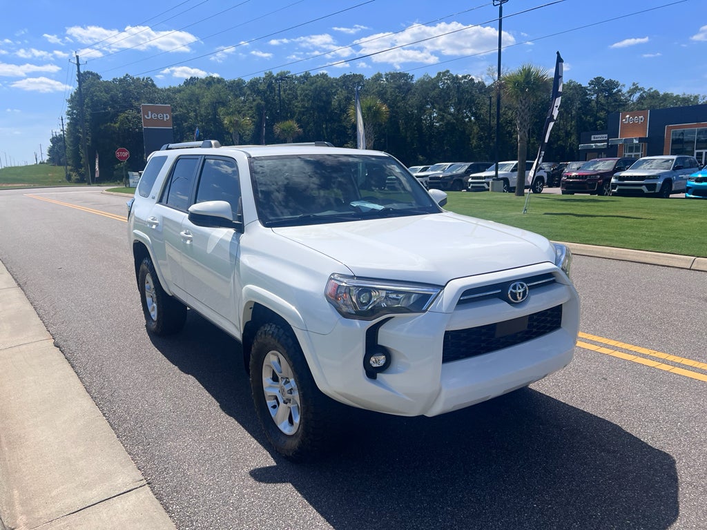 2023 Toyota 4Runner SR5 4WD V6's photo