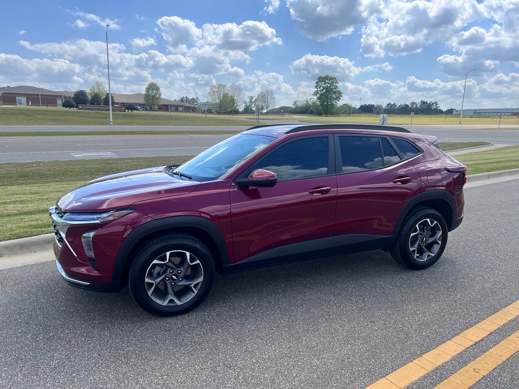2024 Chevrolet Trax FWD LT