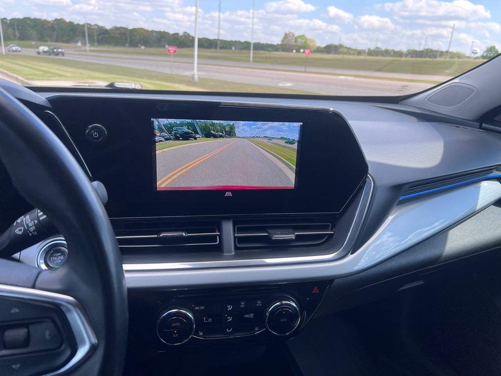 2024 Chevrolet Trax FWD LT