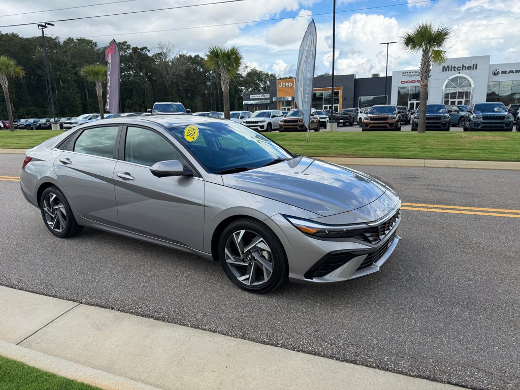 2024 Hyundai Elantra Limited